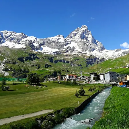 Comunione Cervinia Due شقة فندقية *